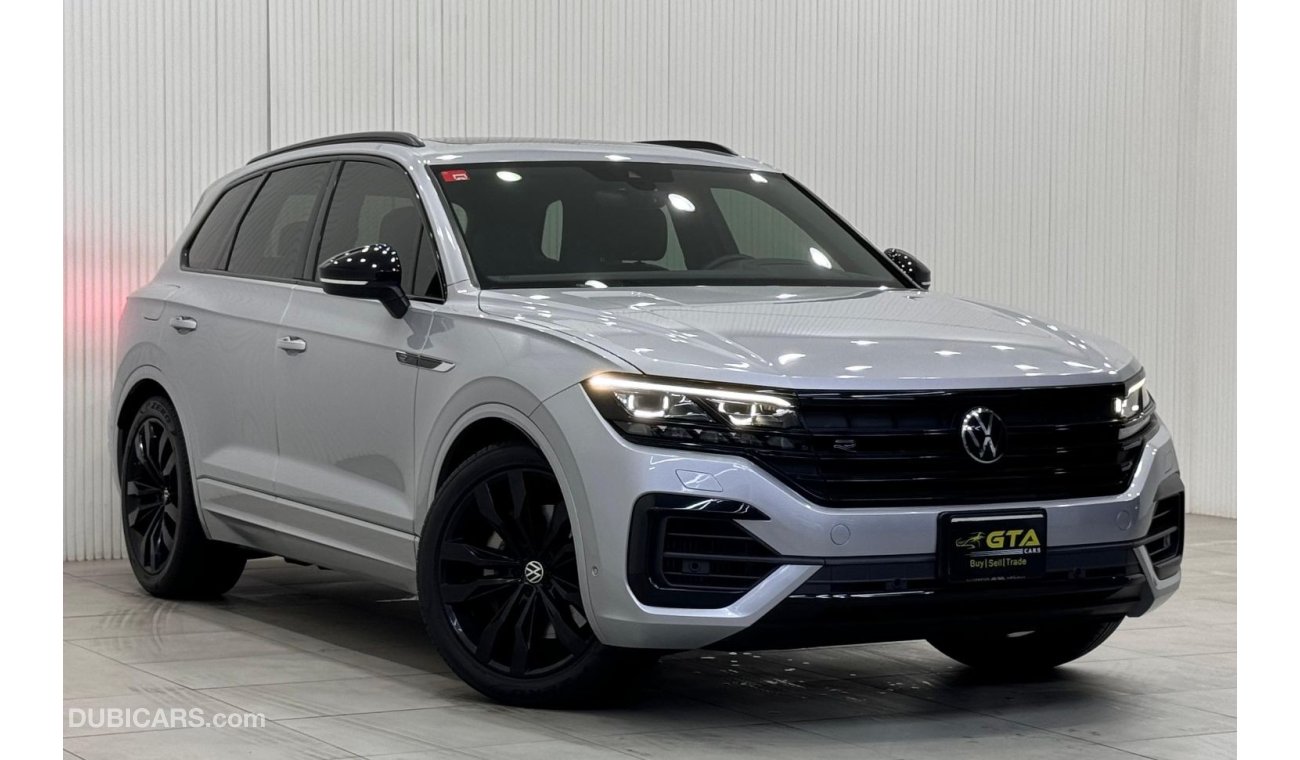 فولكس واجن طوارق 2022 Volkswagen Touareg R-Line Black Edition, Jan 2027 VW Warranty, Full VW Service History, GCC