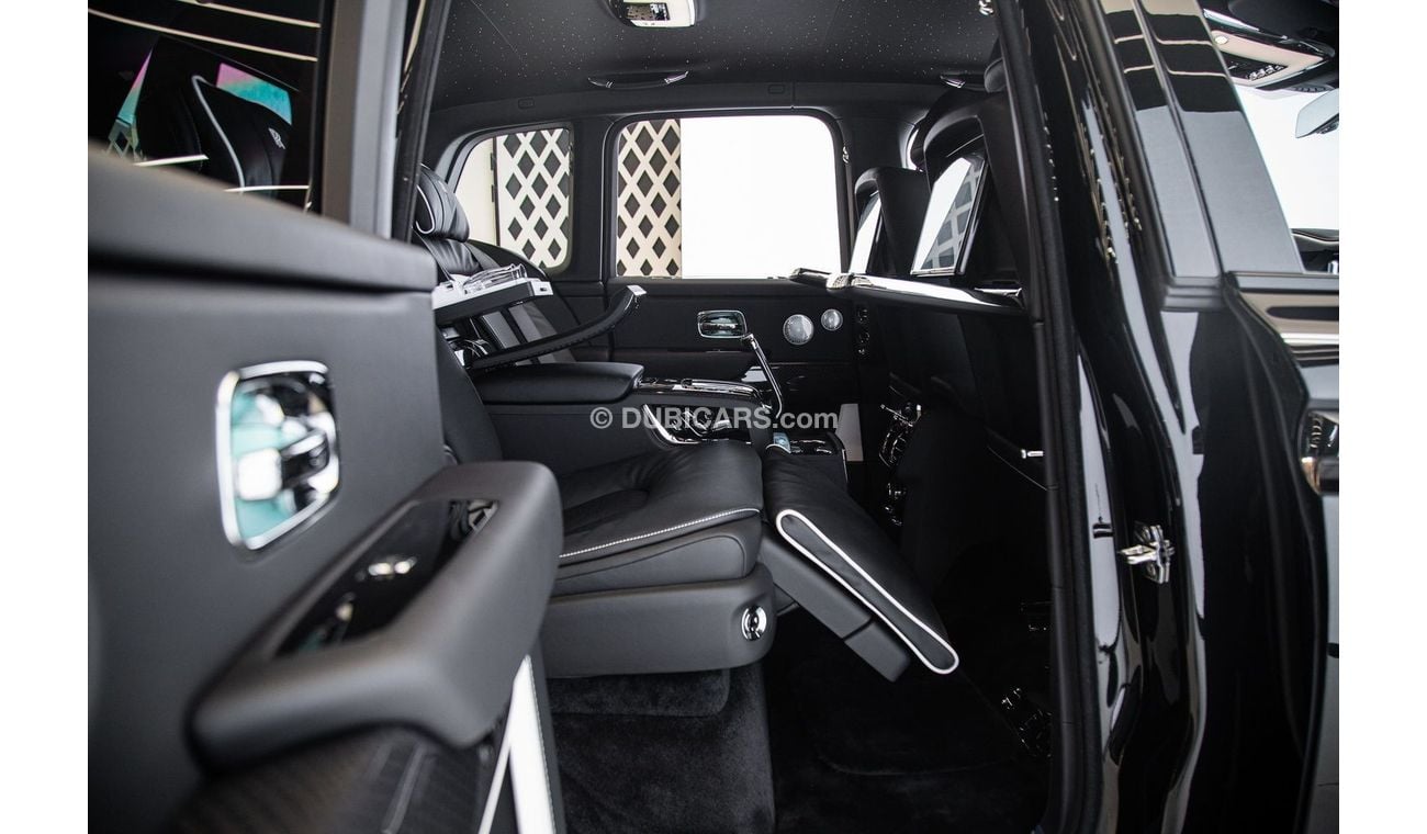 Rolls-Royce Cullinan BLACK BADGE