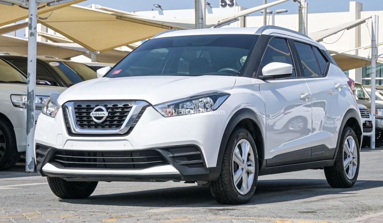 Nissan Kicks Nissan kicks S 1.6L model 2020 GCC specifications only 72000km original paint without any accident,u