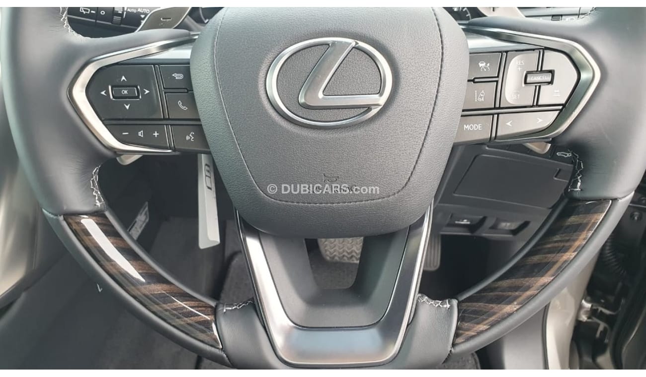 Lexus LX600 English