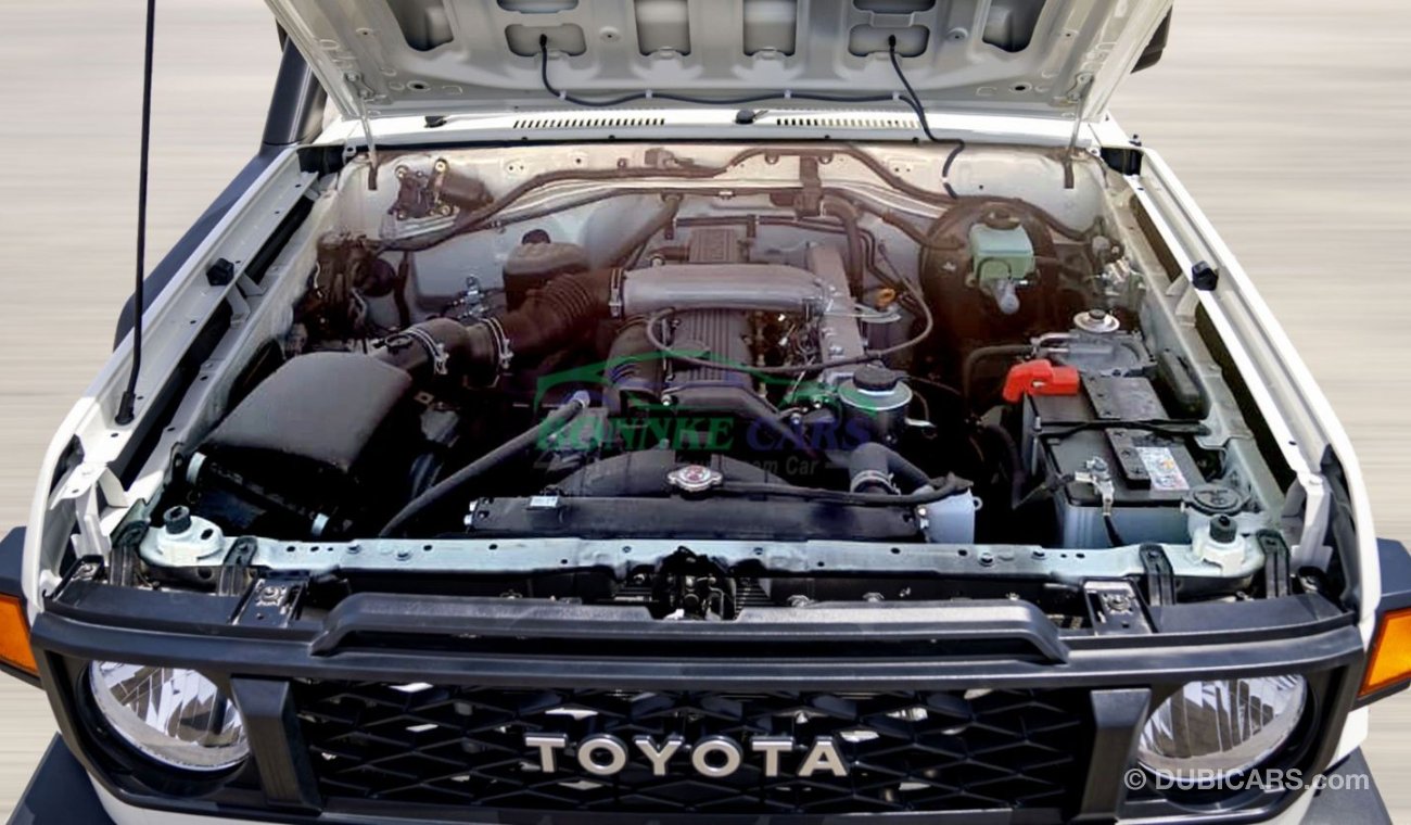 تويوتا لاند كروزر هارد توب TOYOTA LAND CRUISER HARDTOP LC78 4.2L DIESEL MANUAL TRANSMISSION RHD