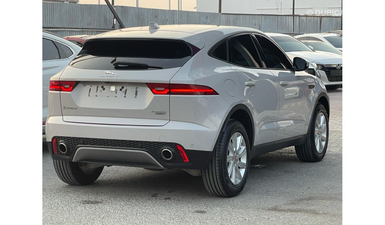 جاكوار E Pace