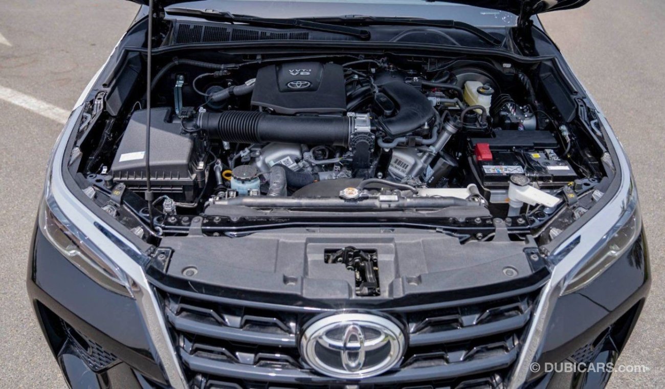 تويوتا فورتونر Toyota Fortuner 4.0L Petrol 2024