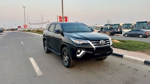 تويوتا فورتونر TOYOTA FORTUNER EXR 2016 V4  PETROL 4x4 . 7 SEATER