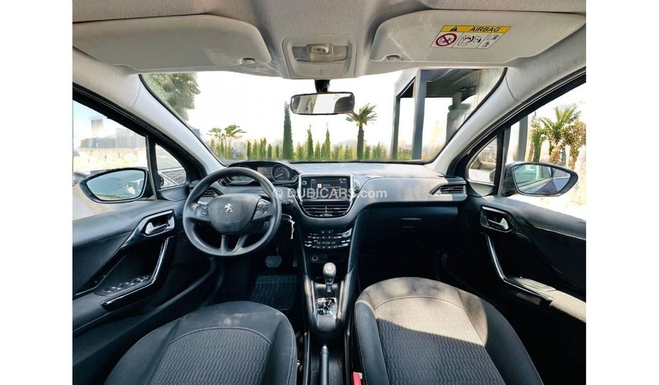 Peugeot 208 Active Plus AED 340 PM | PEUGEOT 208 2019 | GCC SPECS |  HATCHBACK | MINT CONDITION |  0% DOWNPAYMEN