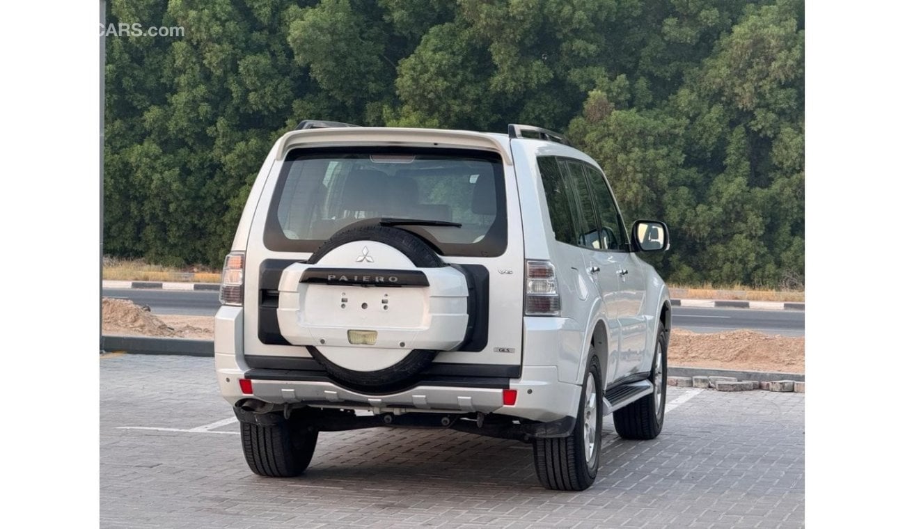 Mitsubishi Pajero GLS Top