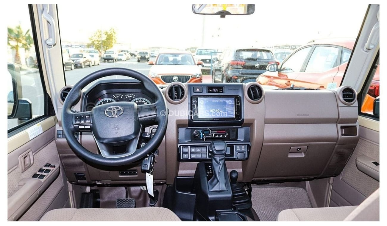 Toyota Land Cruiser Pick Up 2024 Toyota Land Cruiser Pick Up LC79 DC, 2.8L Turbo Diesel 4WD A/T (SFX.DC79KD-LX)