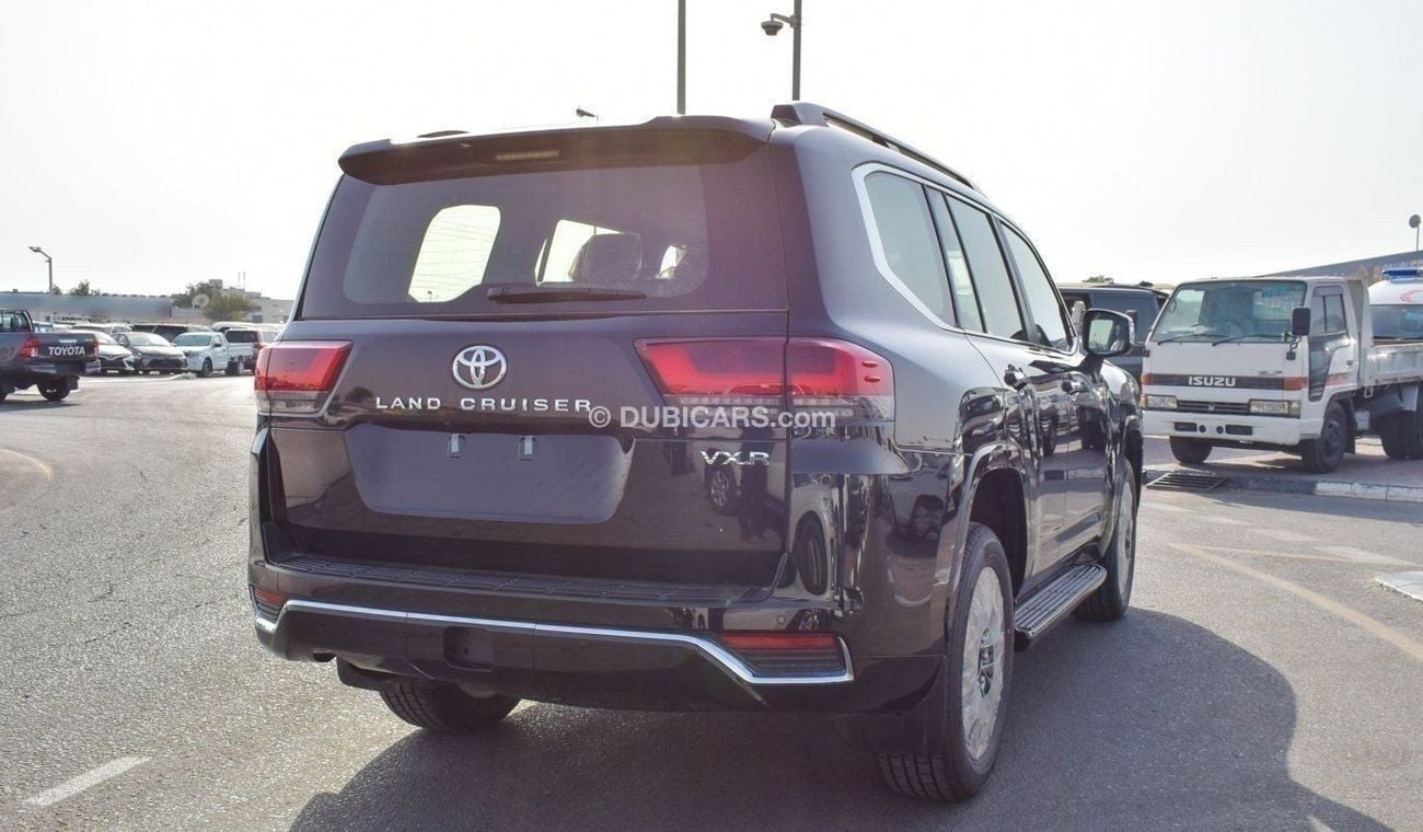 تويوتا لاند كروزر Toyota Land Cruiser VXR 3.3L Diesel 2024