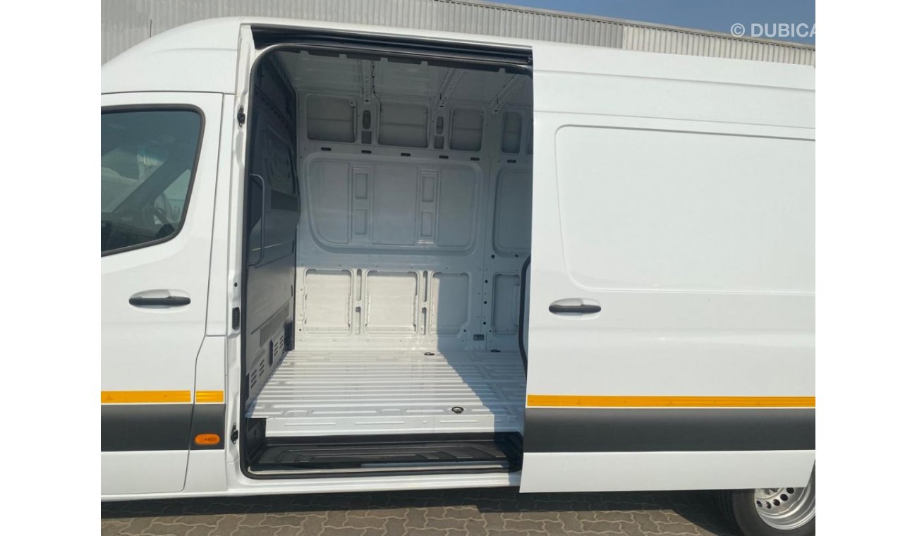 Mercedes-Benz Sprinter Right Hand Drive 519 CDI 2.0L Diesel AT Panel Van