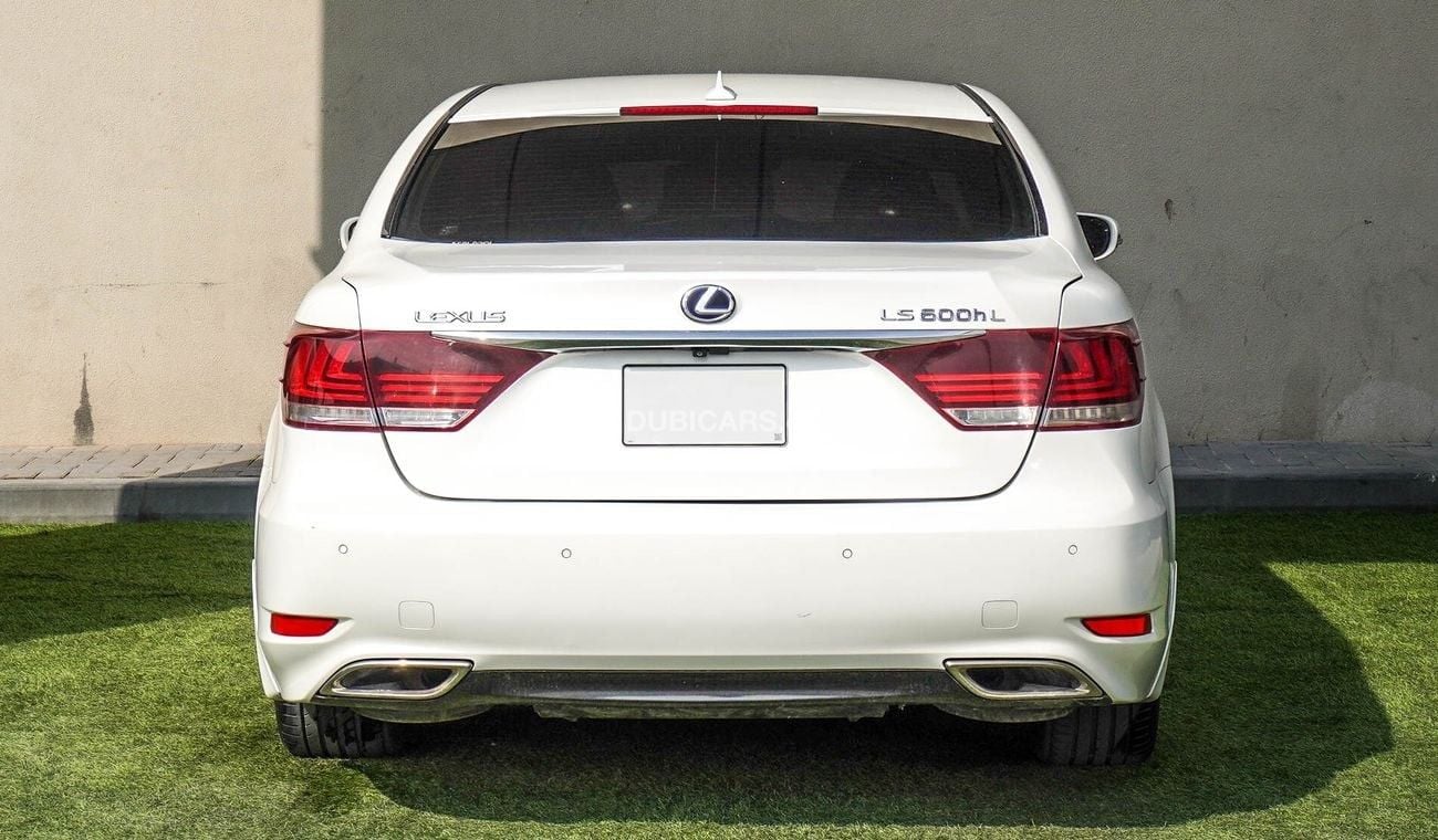 Lexus LS600h L