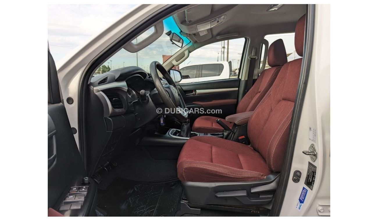 Toyota Hilux 2023 Toyota HILUX GLX (SR5), 4dr Double Cab Utility, 2.7L 4cyl Petrol, Manual, Four Wheel Drive. cle