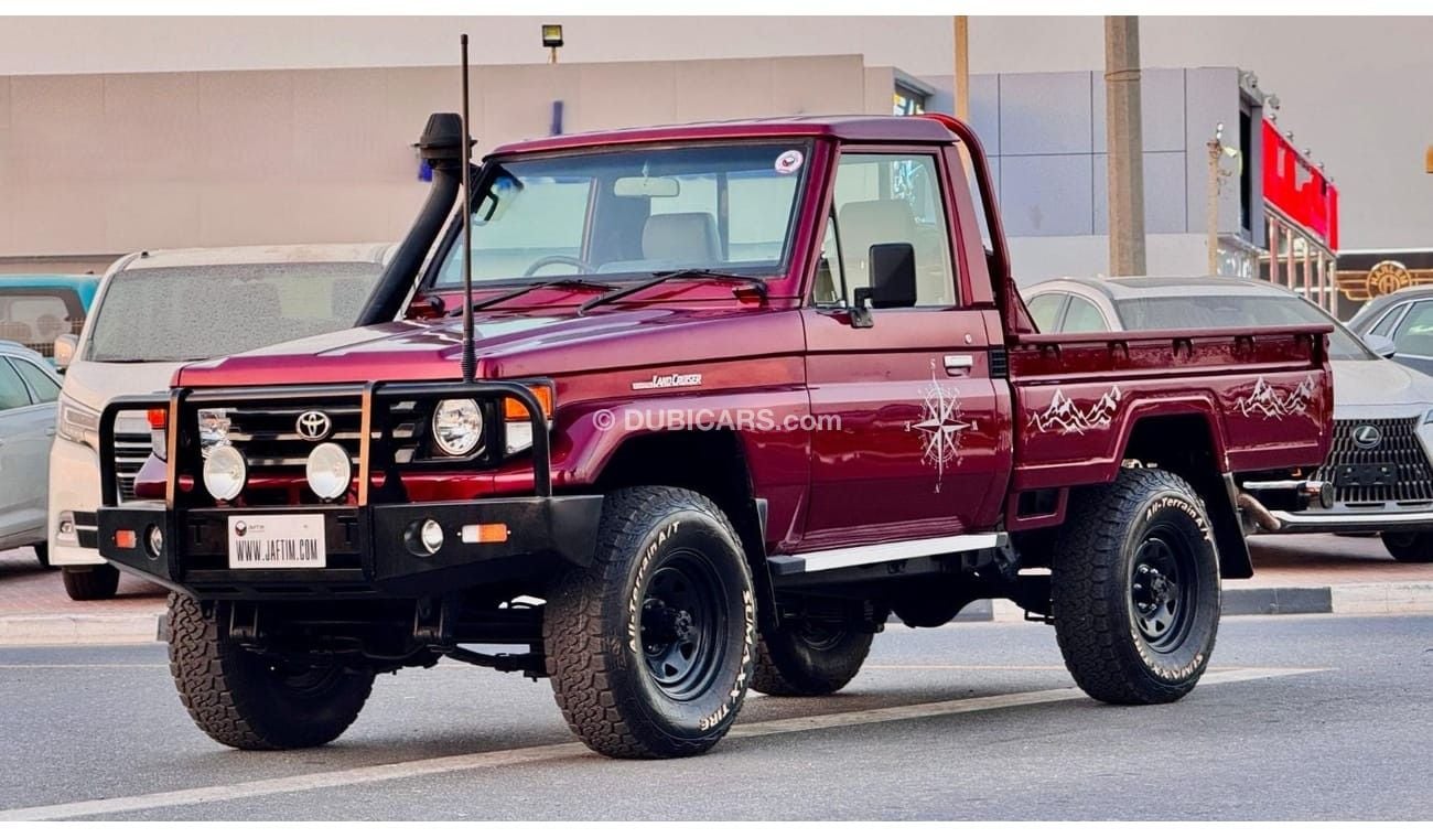 Toyota Land Cruiser Pick Up SINGLE CABIN | 1991 | 4 X 4 | MANUAL TRANSMISSION | RHD | 4.2L DIESEL | PREMIUM BULL BAR