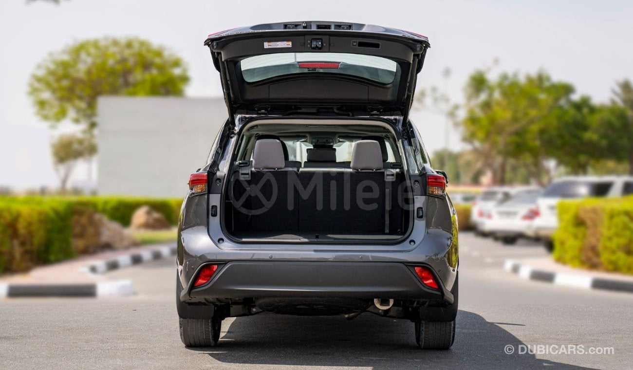 Toyota Highlander GLE 2.5L HYBRID: GREY WITH SUNROOF, PUSH START, TSS, POWER DRIVER SEAT