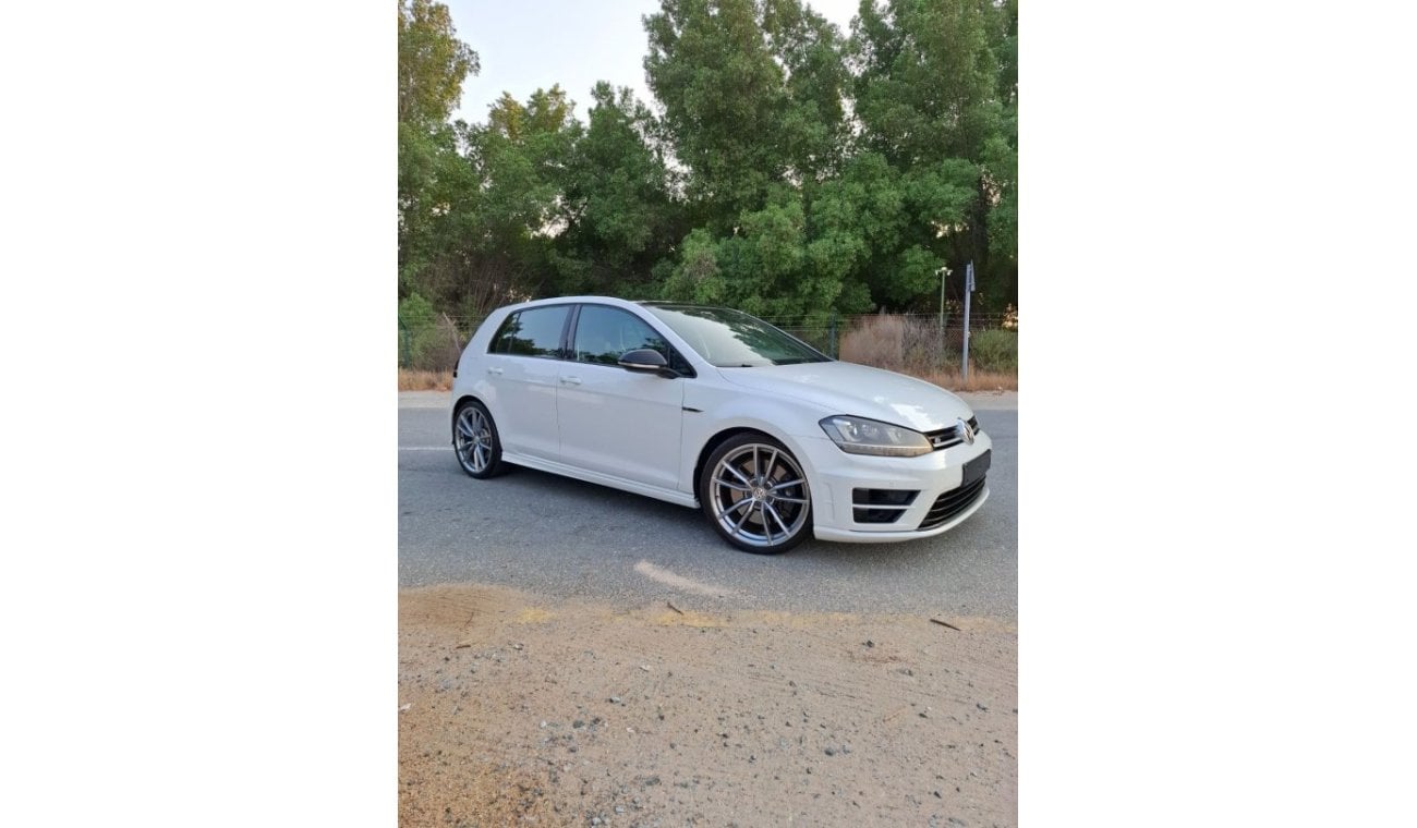 Volkswagen Golf R Sport Golf R Gulf full specifications, large screen, no accidents, no malfunctions