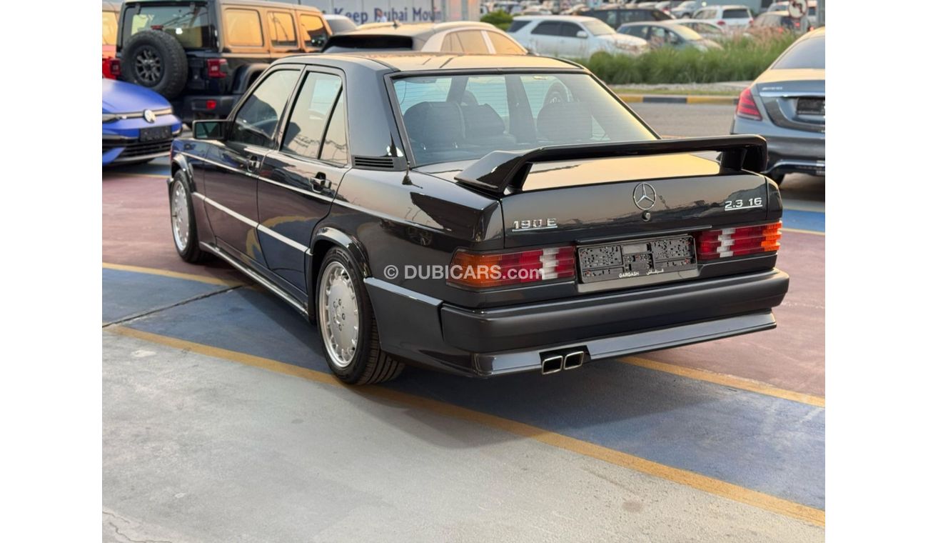 مرسيدس بنز 190 **1986**MERCEDES 190 E