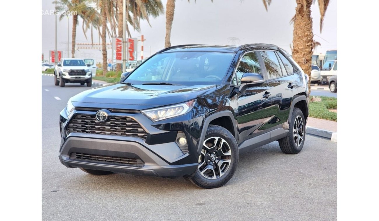 Toyota RAV4 TOYOTA RAV4 XLE 2021