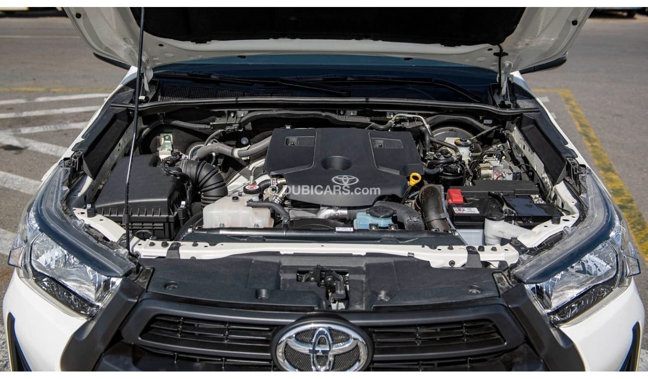 Toyota Hilux D/C 2.4L DSL MT 4WD MID OPTION 2024YM [EXCLUSIVELY FOR EXPORT TO AFRICA]