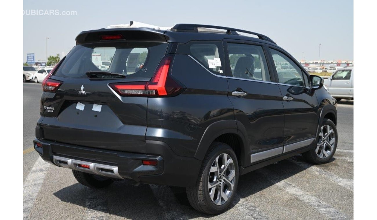 ميتسوبيشي إكسباندر 2025 MITSUBISHI XPANDER CROSS 1.5L PETROL  4X2 AT