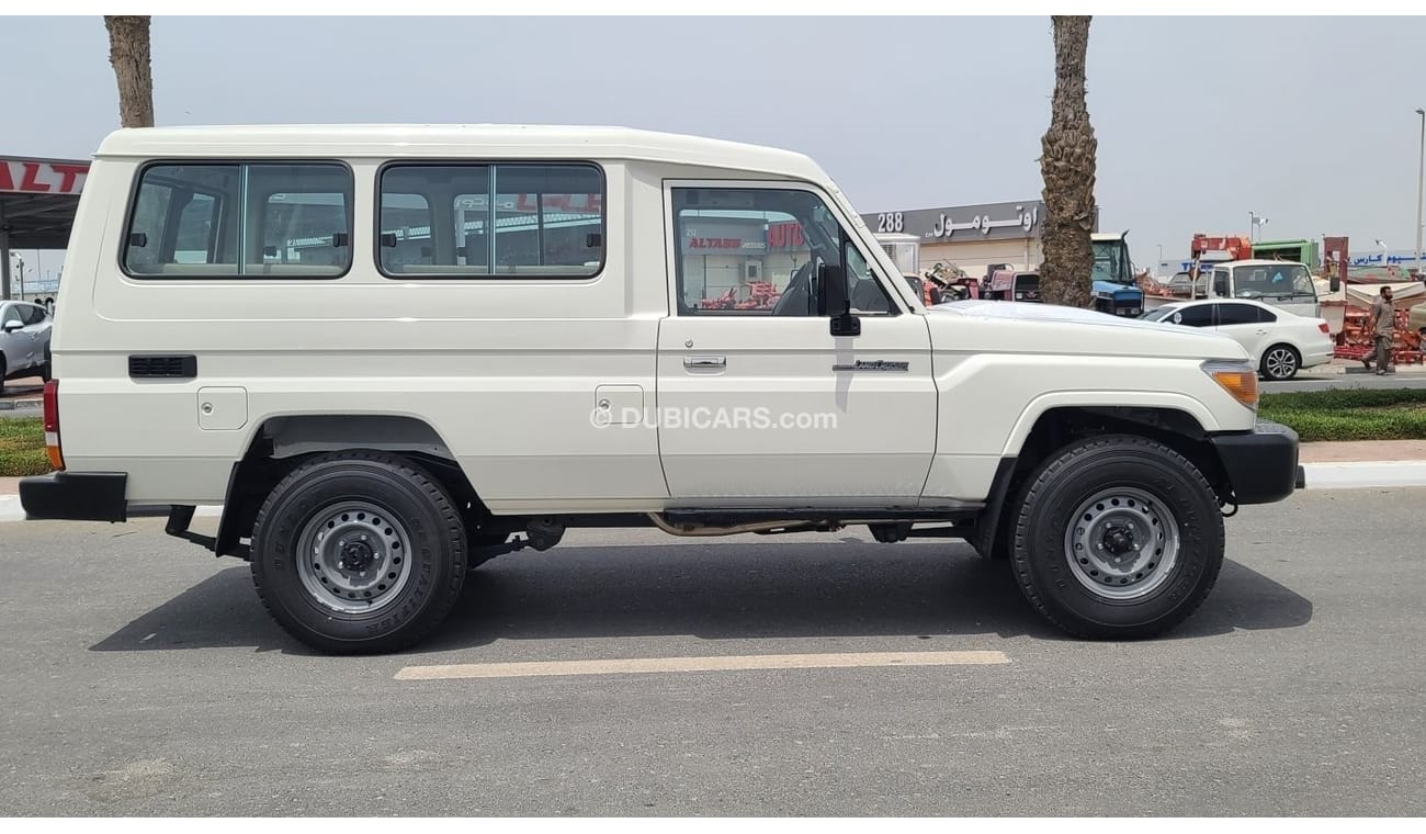 تويوتا لاند كروزر هارد توب TOYOTA LAND CRUISER LC78 HARDTOP 4.2L DIESEL V6 MY 2023 WHITE