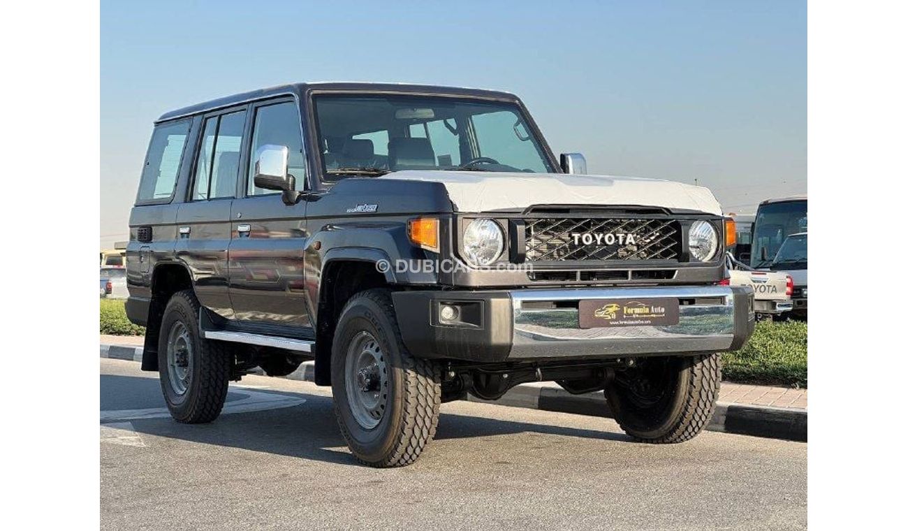 تويوتا لاند كروزر هارد توب LC76 4.0L V6 PTR M/T //2024// STANDER OPTION WITH CRUISE CONTROL , POWER WINDOWS // SPECIAL OFFER //