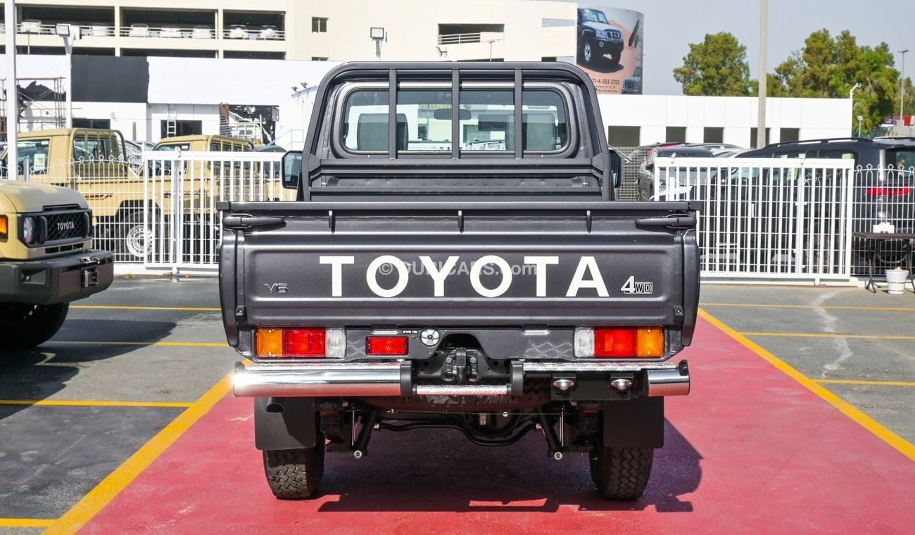 Toyota Land Cruiser Pick Up