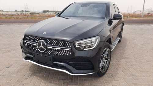 Mercedes-Benz GLC 300 4MATIC GLC 300e 2021  coupe full option  تتصدر للسعودية