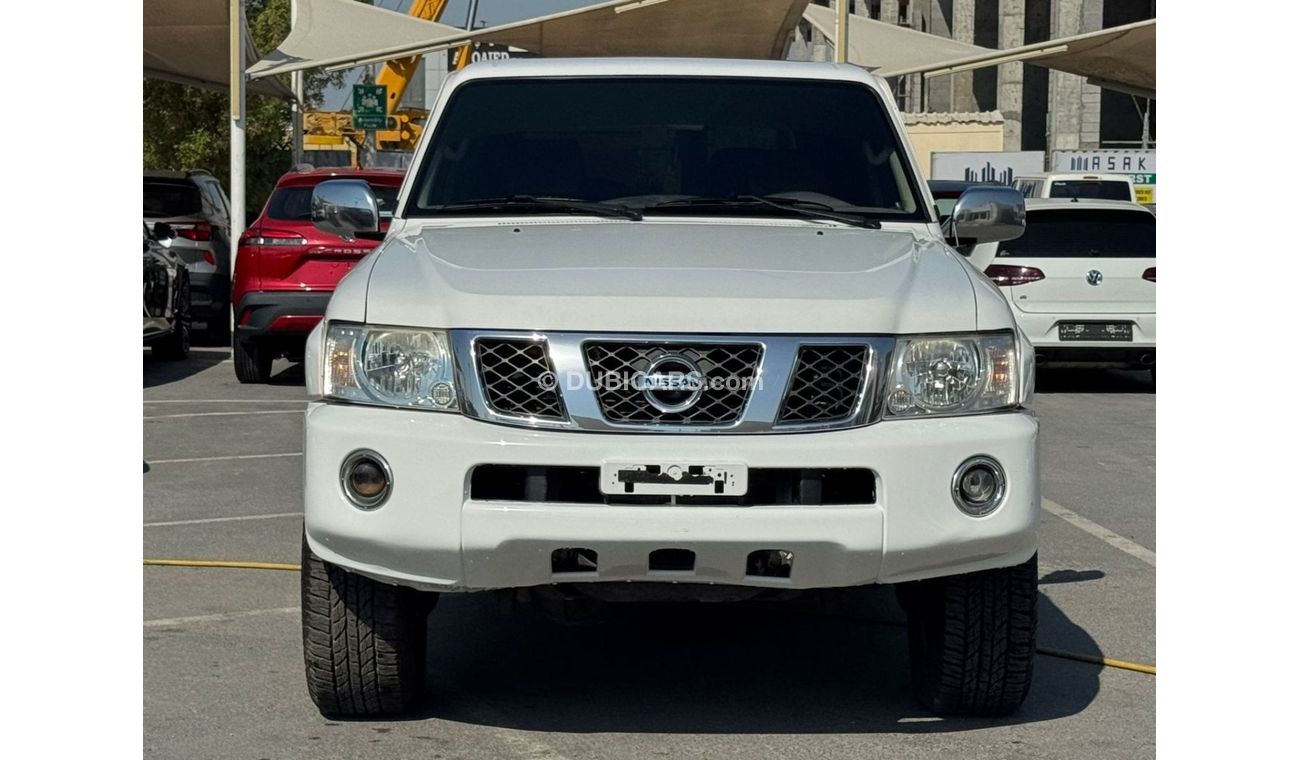 Nissan Patrol Safari NISSAN PATROL SAFARI 2016 GCC FULL OPTION PERFECT CONDITION