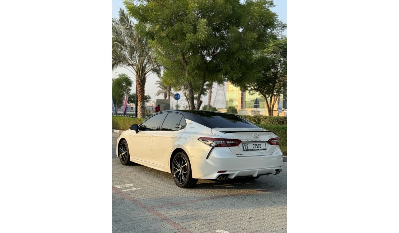 تويوتا كامري Sport Grande 3.5l V6 GCC