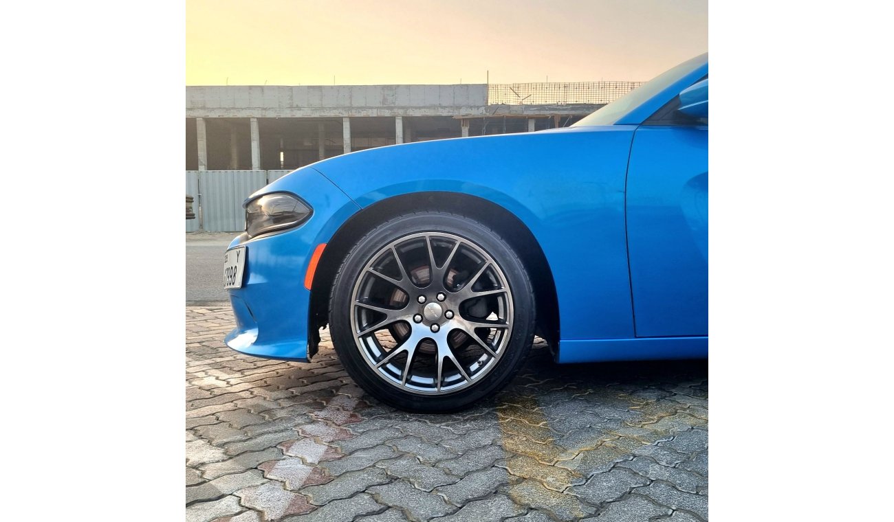 دودج تشارجر DODGE CHARGER  2015 VERY CLEAN