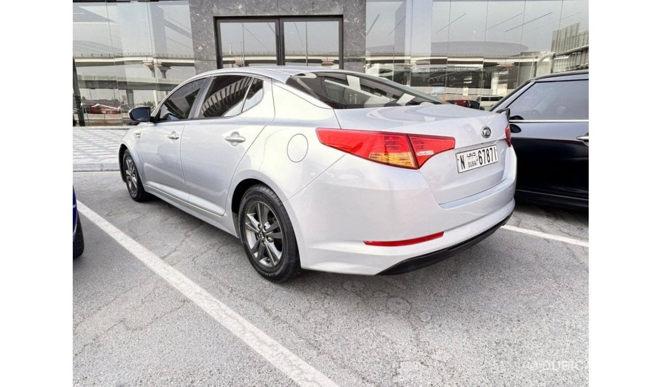 كيا K5 2013 Kia K5 with CarPlay Camera, New tires and wheels is available for sale.