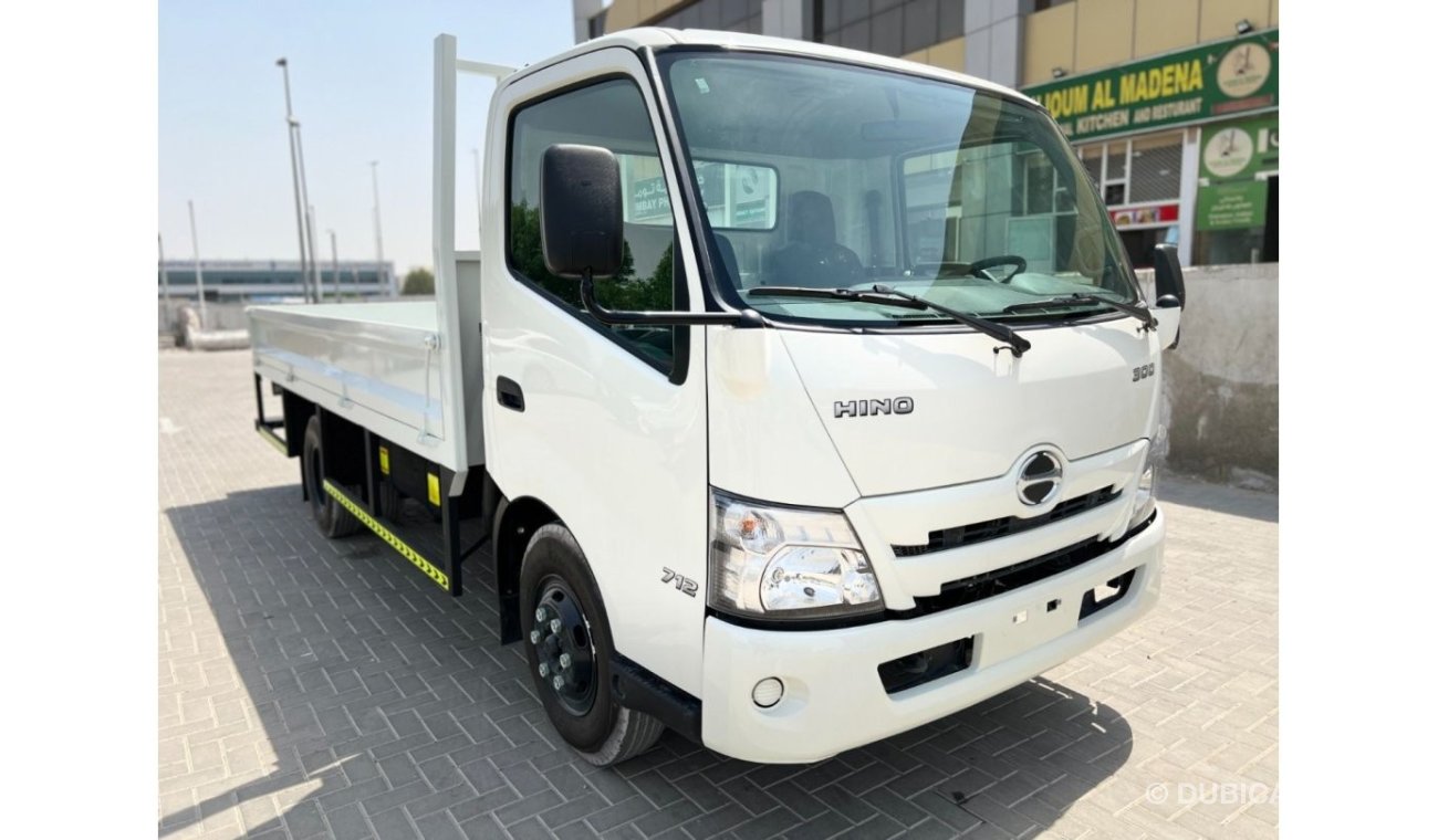 Hino 300 2024 Hino 300-Series 712 4.0-TON Payload Chassis 4.0L 4-Cyl Diesel M/T 4x2 Only for Export