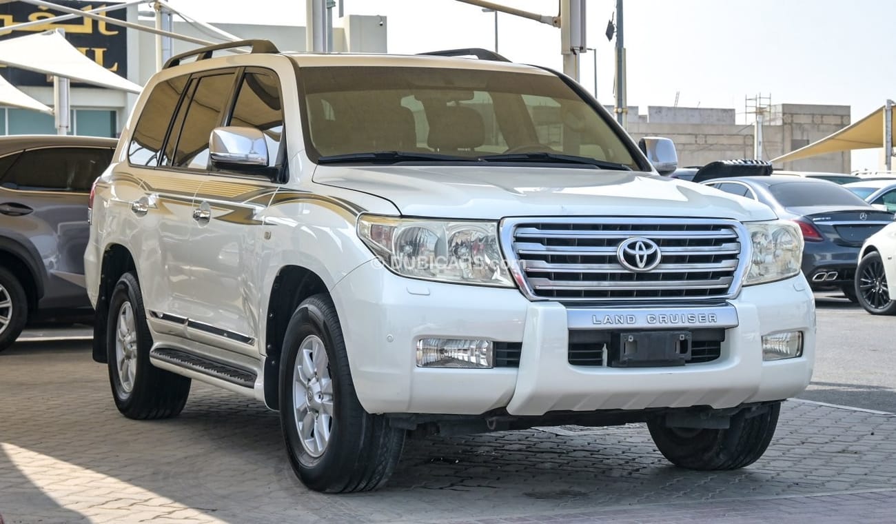 Toyota Land Cruiser VXR V8