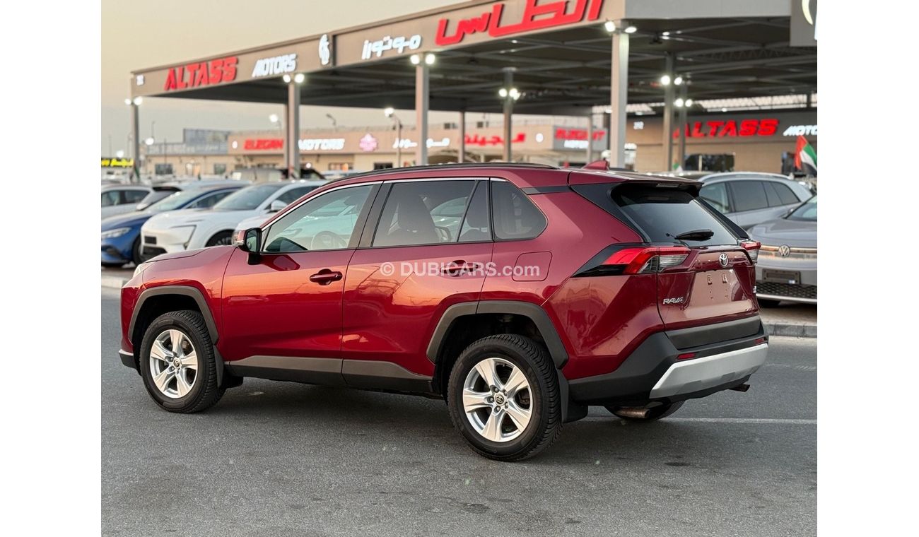 تويوتا راف ٤ TOYOTA RAV4 XLE Full Option