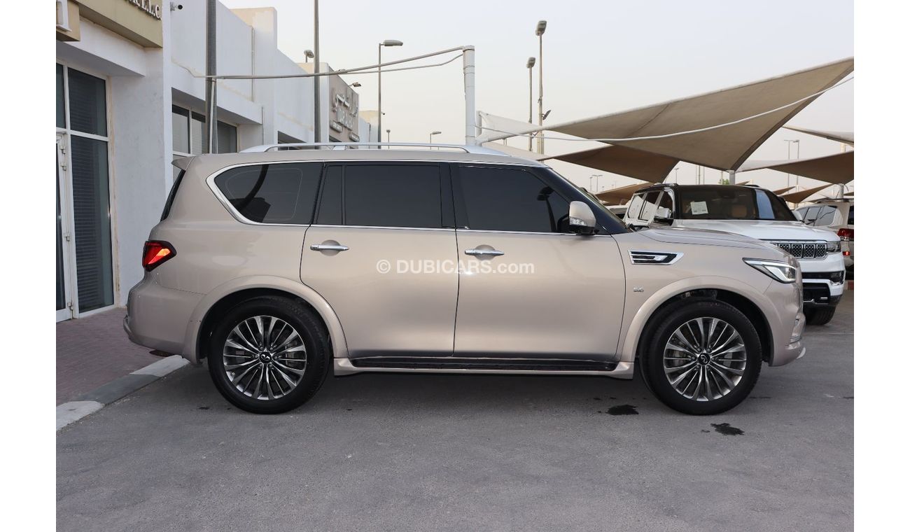 Infiniti QX80 Luxe 8st Infiniti QX80 /2019 /GCC / Original Paint