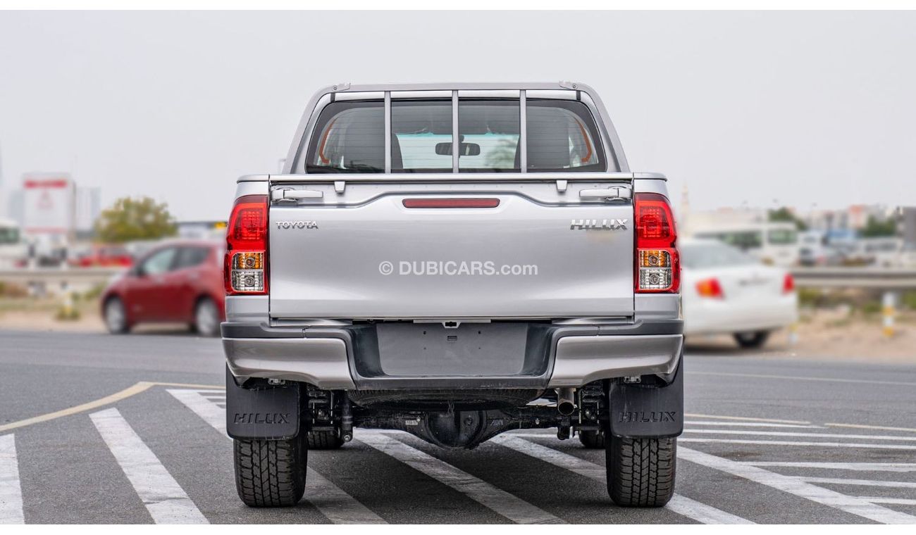 تويوتا هيلوكس Toyota Hilux 2.4L Diesel Mid Option p.window MY2024