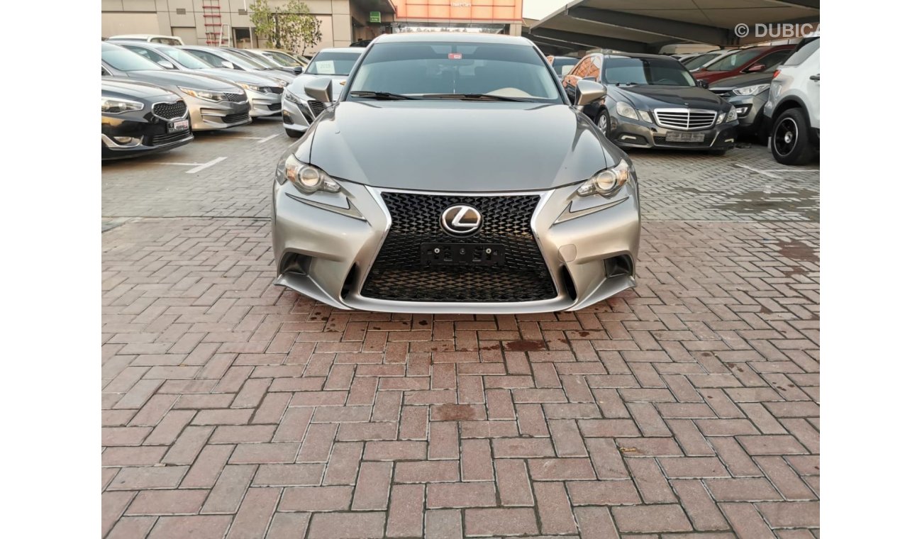 Lexus IS250 Premier n very good condition inside and outside