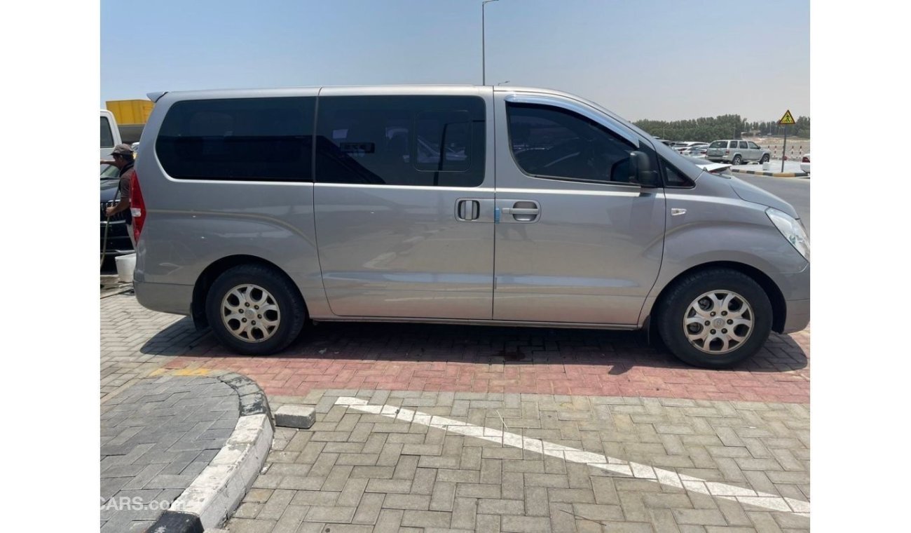 Hyundai H1 Starex