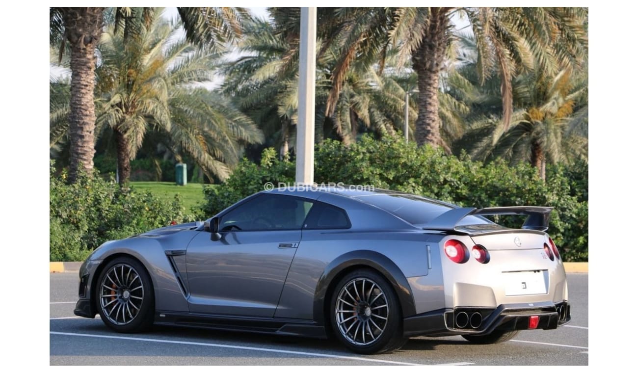 Nissan GTR Std NISSAN GT-R EDITION CLEAN TITEL ORIGINAL PAINT  FULL CARBON FIBER