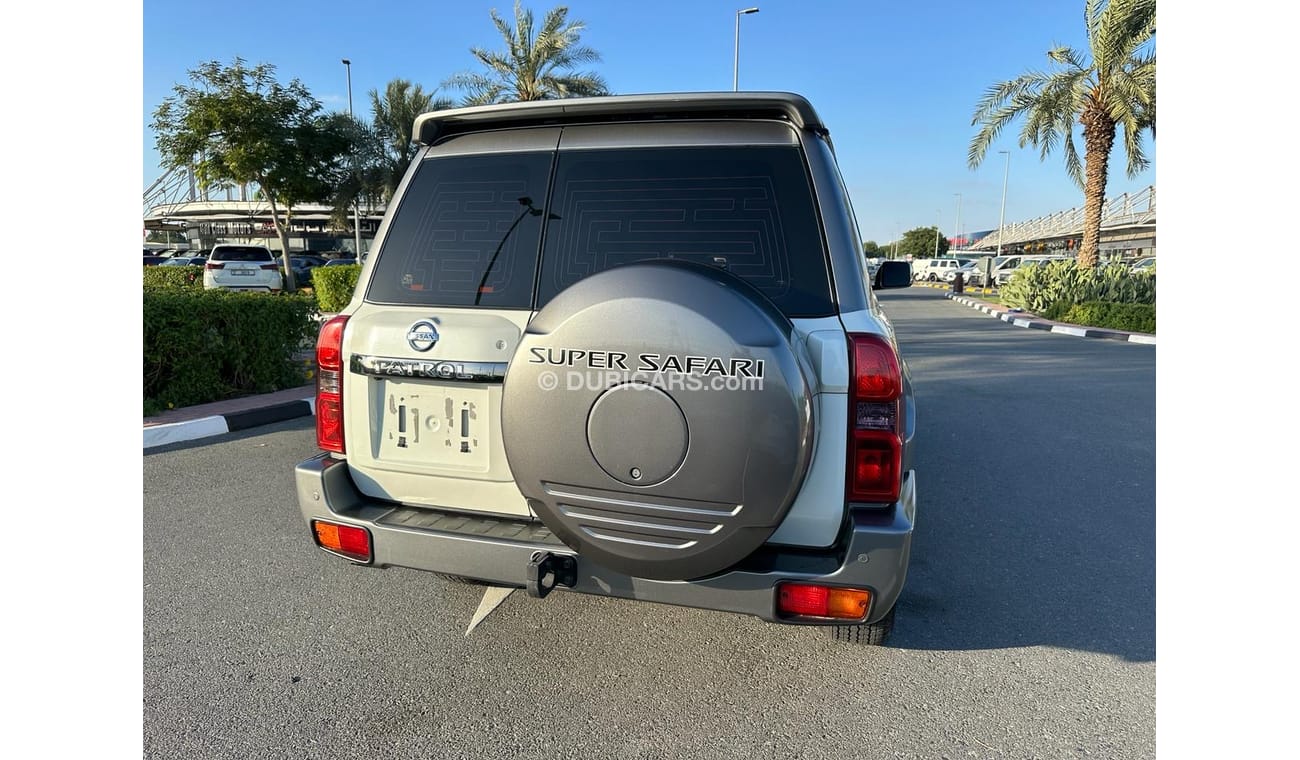 Nissan Patrol Super Safari 4800 VTC