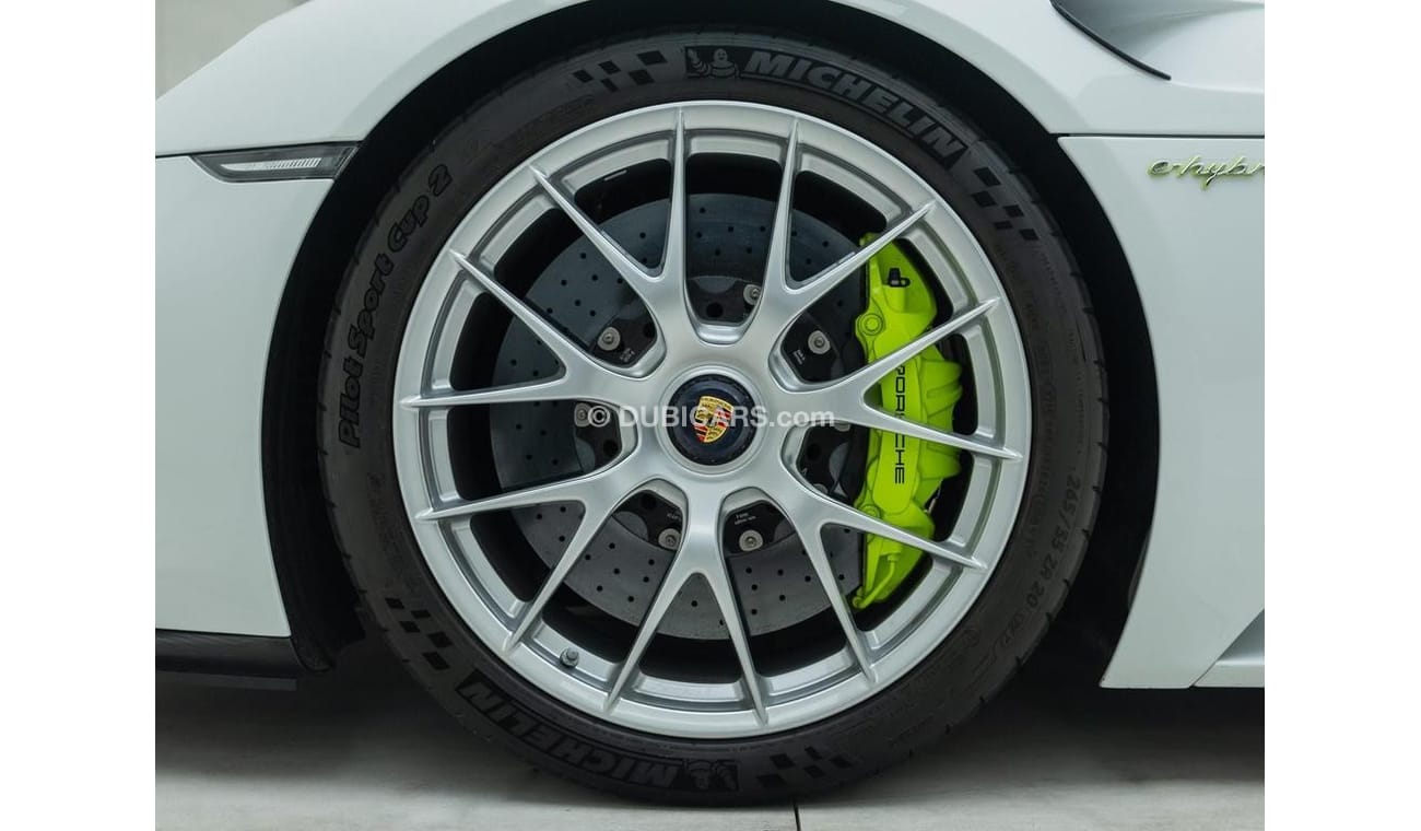 Porsche 918 Spyder 4.6 LEFT HAND DRIVE