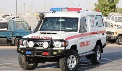 تويوتا لاند كروزر 2017 TOYOTA LAND CRUISER AMBULANCE TURBO