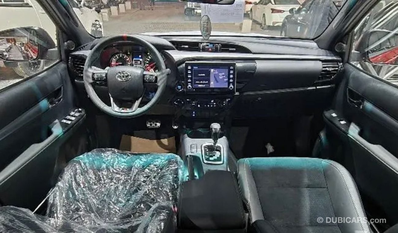 تويوتا هيلوكس New 2024 Toyota Hilux GR Sport 4.0L V6 Petrol Automatic Full Option Zero KM