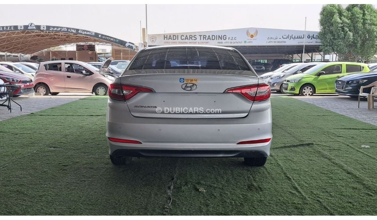 Used Hyundai Sonata 2016 for sale in Dubai - 673451