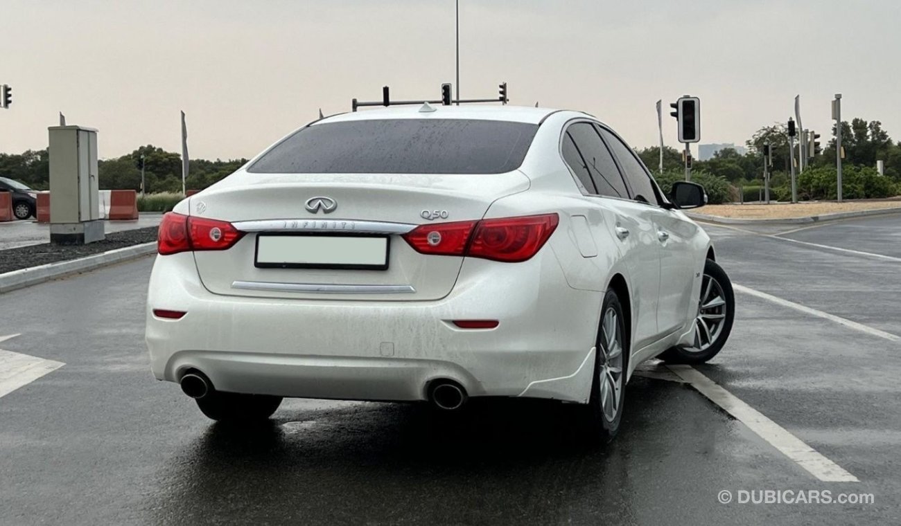 Infiniti Q50