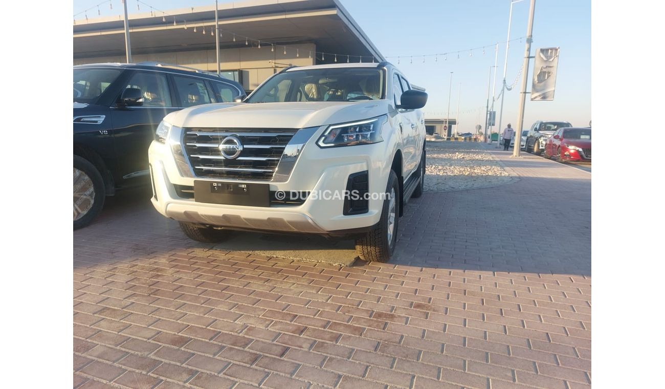 نيسان إكستيرا SE 2.5L RWD