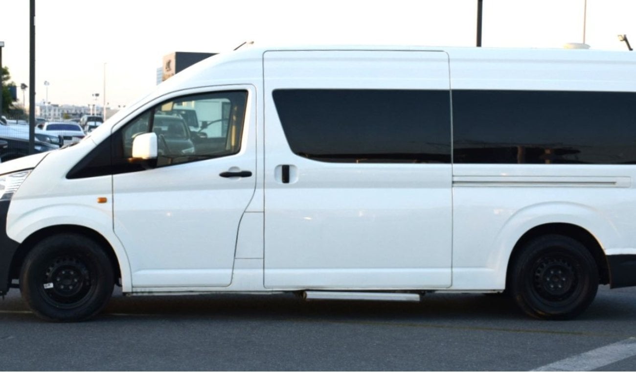 Toyota Hiace Van High Roof