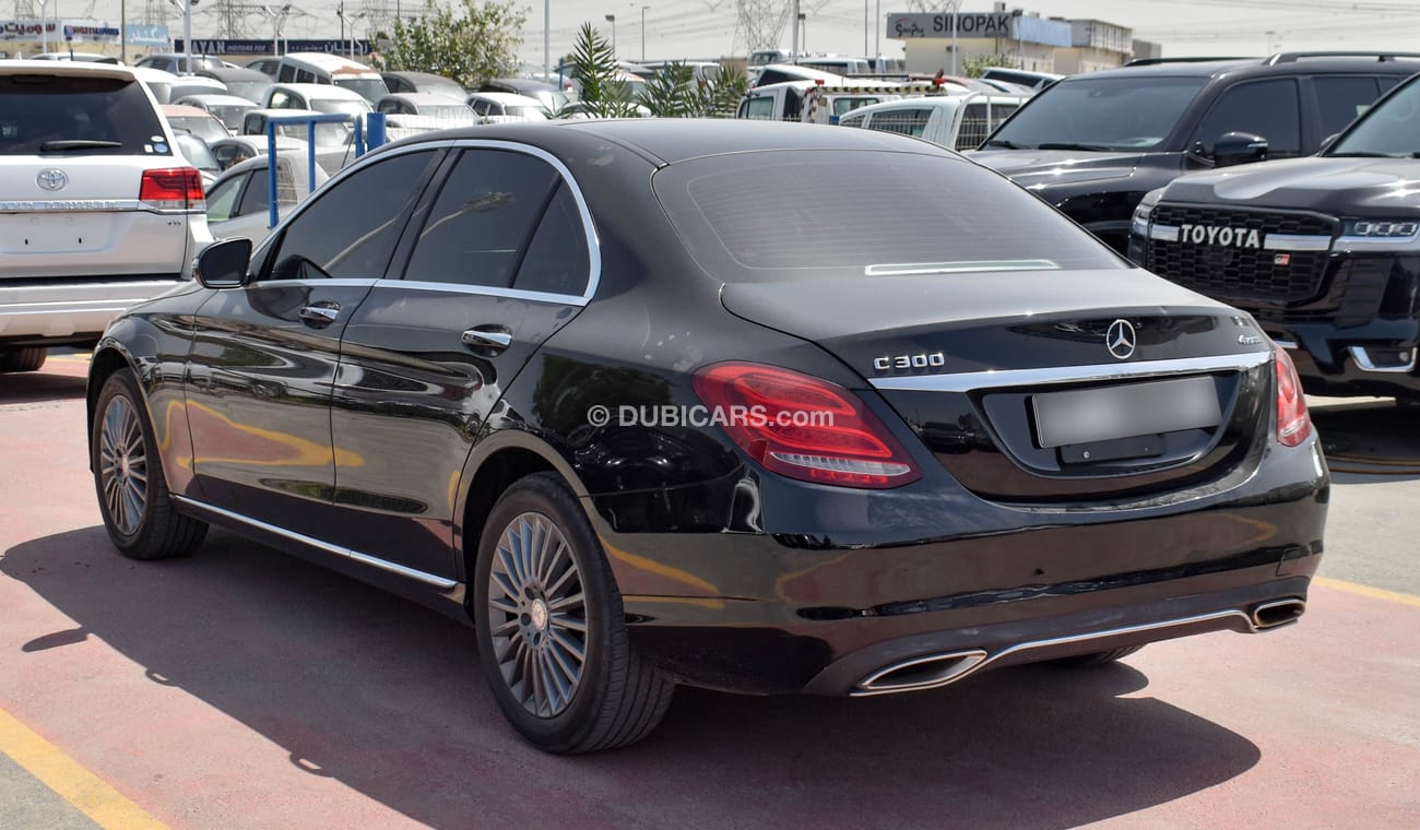 Mercedes-Benz C 300 4 Matic