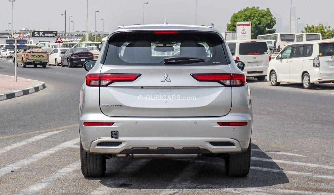 Mitsubishi Outlander Brand New Mitsubishi Outlander Premium 2025 Export 2.5L |4WD | Petrol A/T |Silver/Black|OUTLANDER-PL