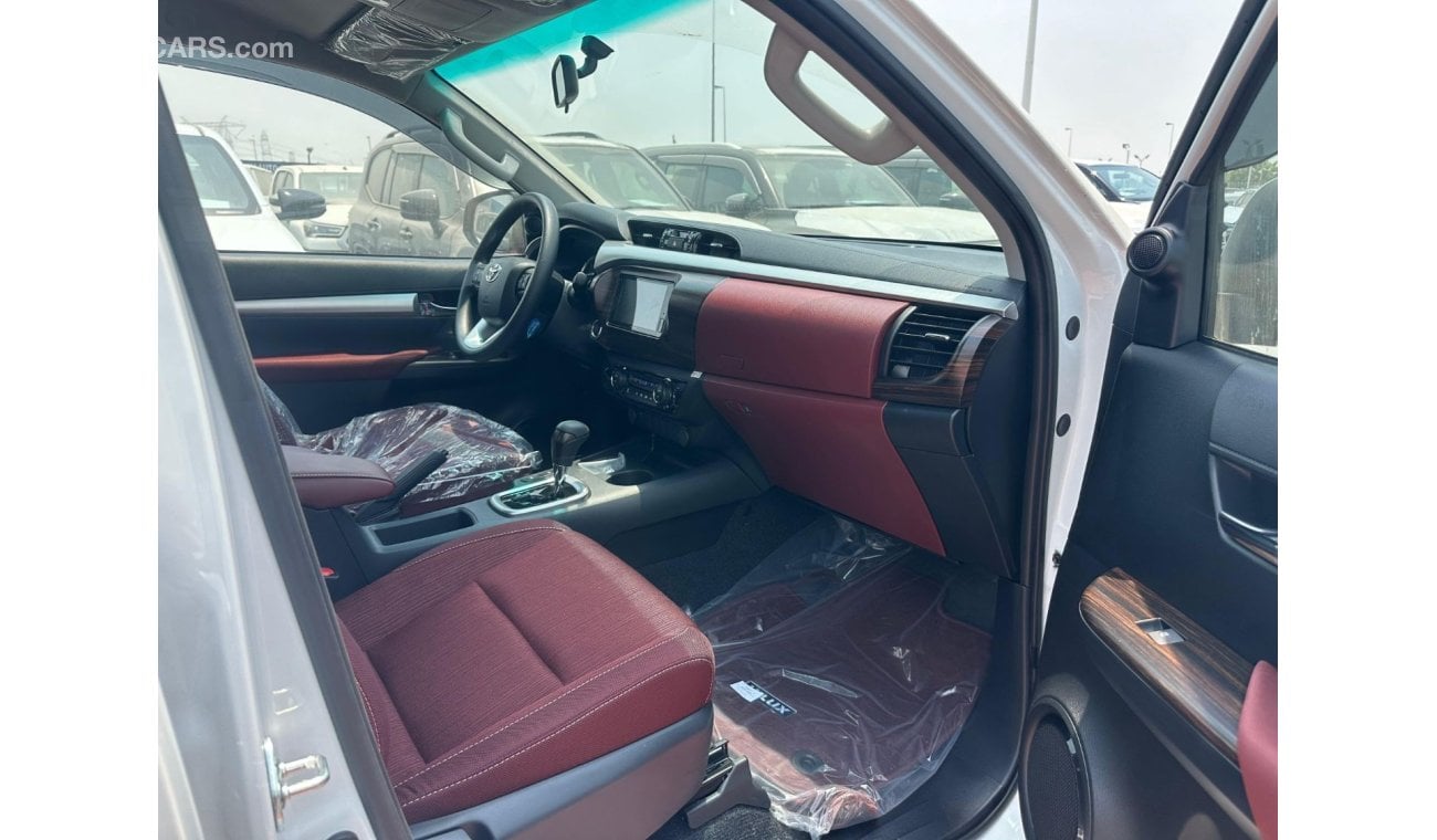 تويوتا هيلوكس TOYOTA HILUX 2.7 AT FULL OPTION 2024 WHITE WITH PUSH START