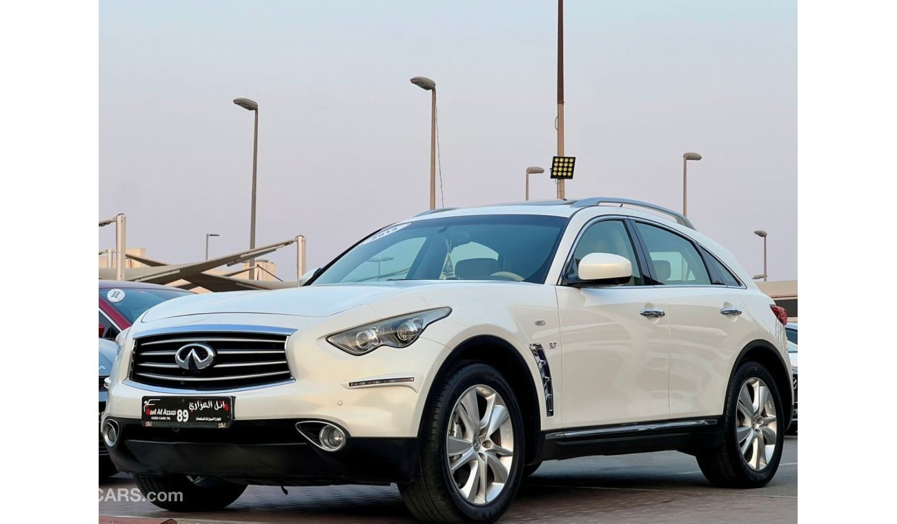 إنفينيتي QX70